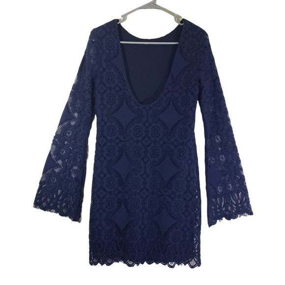 MINISTRY OF STYLE Size 8 Navy Bell Sleeves, Fitted, Lace Dress - Picture 1 of 7